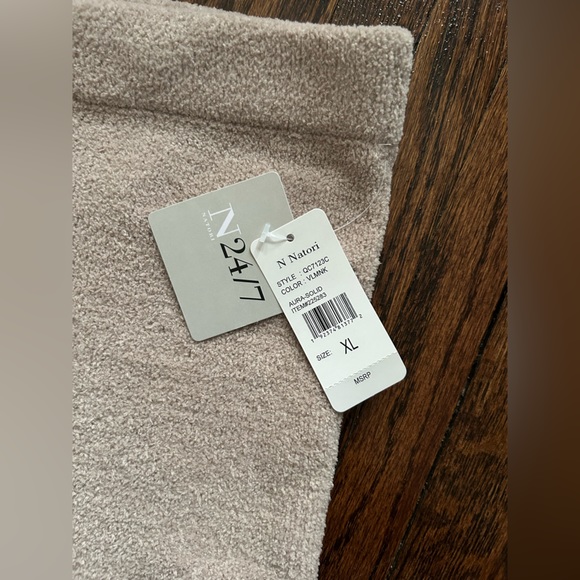 Natori Aura Solid Straight Leg Pant - Picture 3 of 14